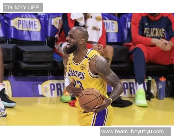 双核联手逆转胜利湖人发布詹姆斯东契奇赢球海报庆祝