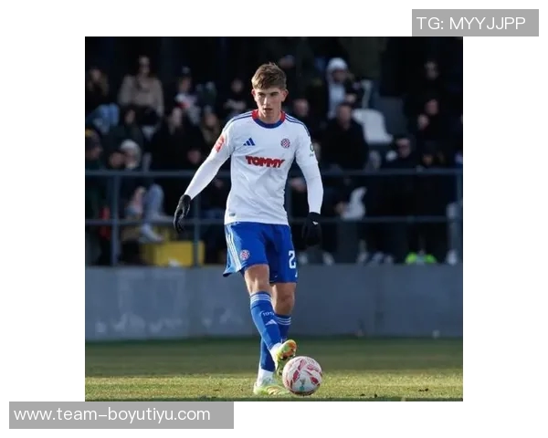 国米即将向哈伊杜克提出正式报价引进18岁中卫姆拉契奇 国米即将向哈伊杜克提出正式报价引进18岁中卫姆拉契奇